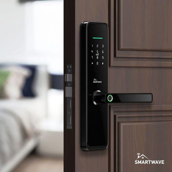 D883F9BA-AED7-4CE5-8D13-EB5672FA9069